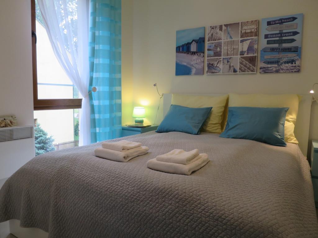 Sea Life Apartment Rewal Bagian luar foto